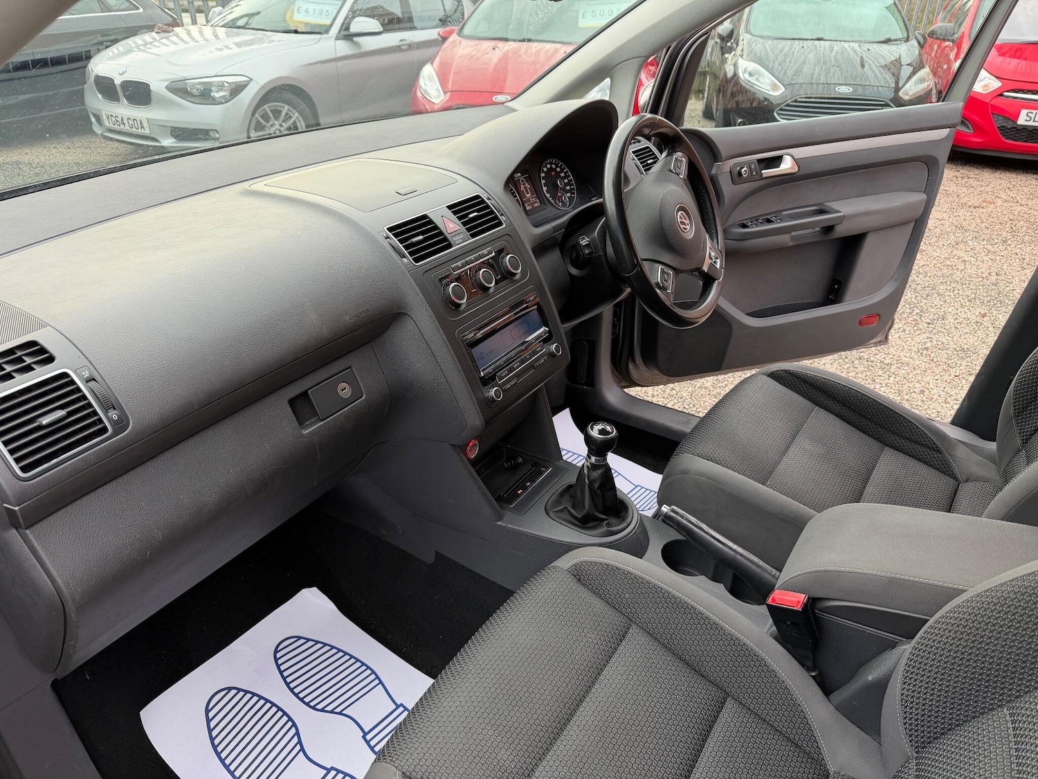 Used Volkswagen Touran 2011 for sale - 76866326: Photo 13