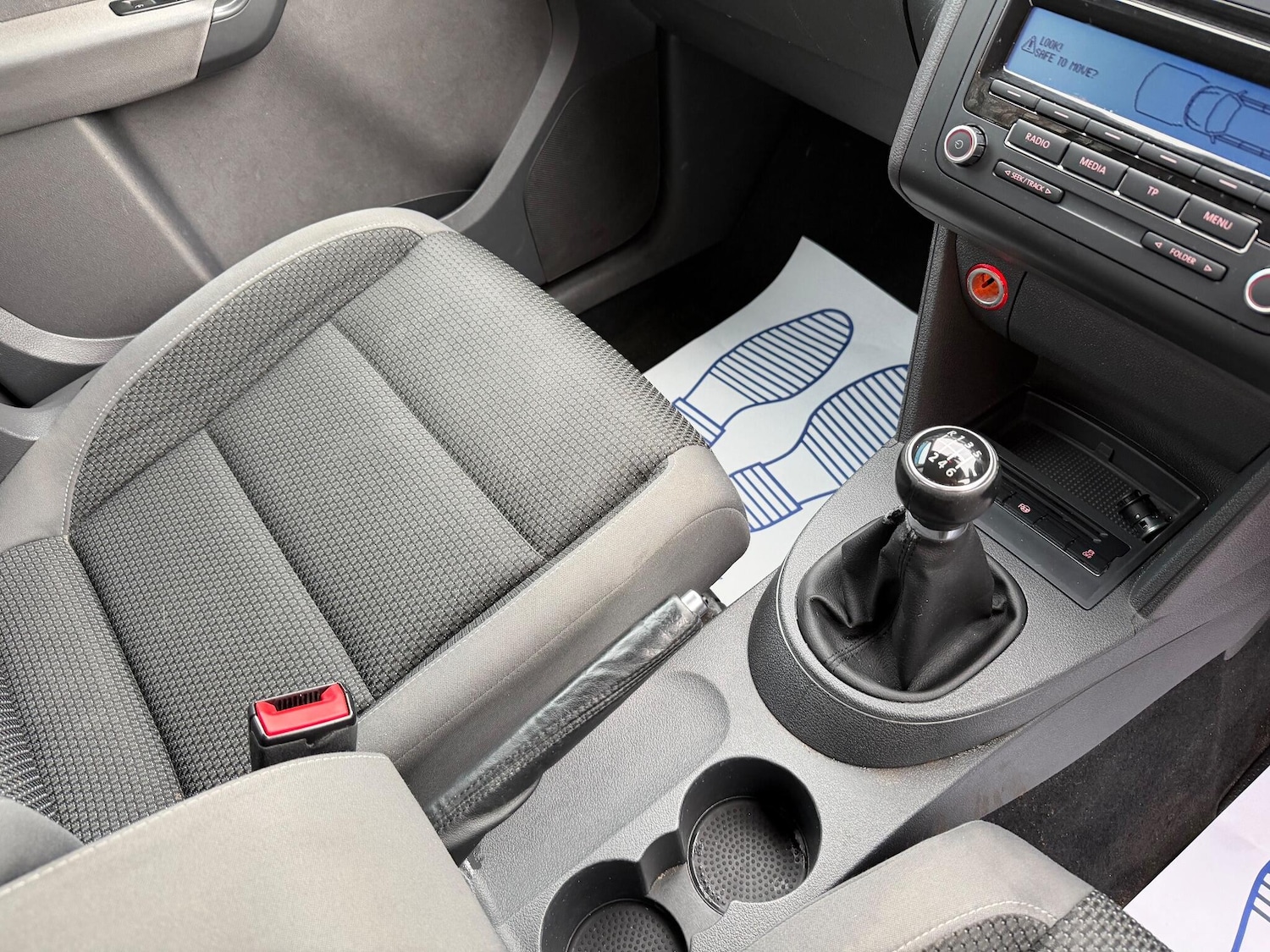 Used Volkswagen Touran 2011 for sale - 76866326: Photo 14