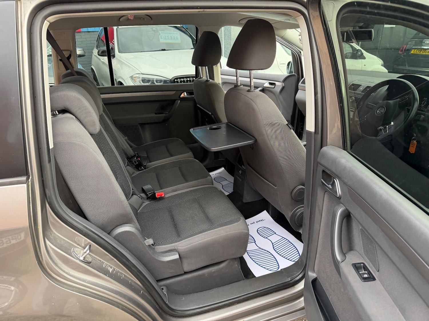 Used Volkswagen Touran 2011 for sale - 76866326: Photo 22