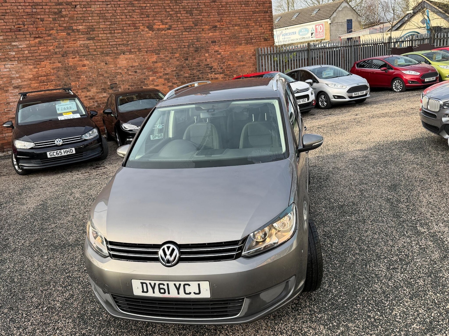 Used Volkswagen Touran 2011 for sale - 76866326: Photo 4