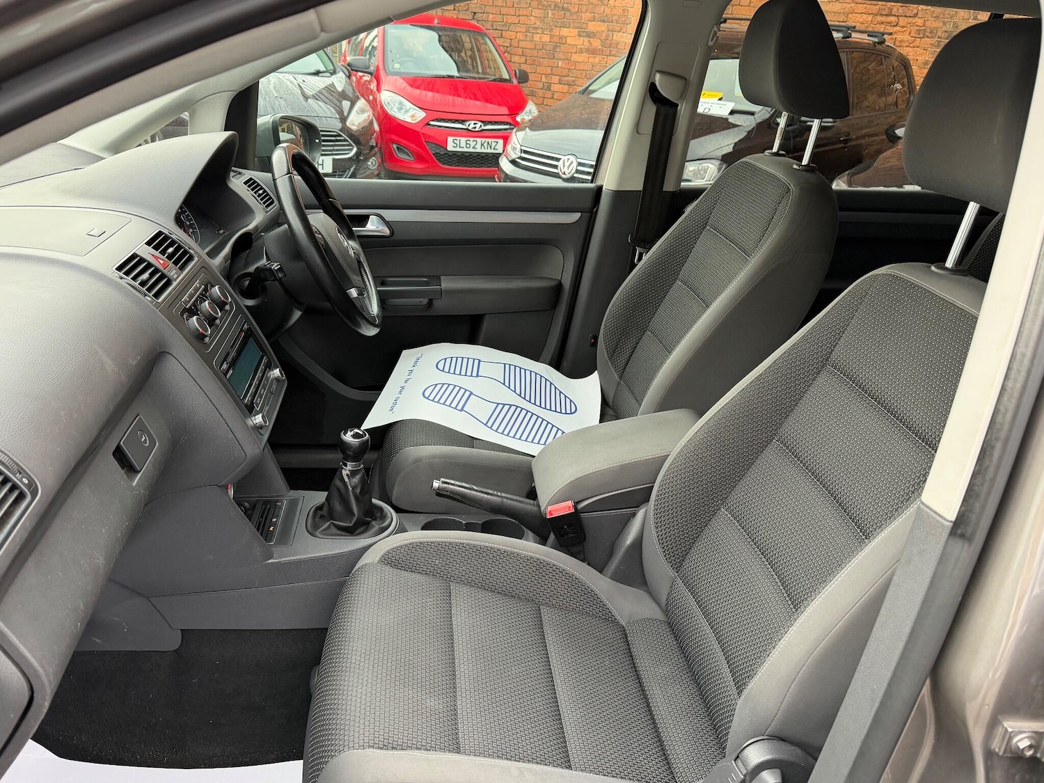 Used Volkswagen Touran 2011 for sale - 76866326: Photo 44