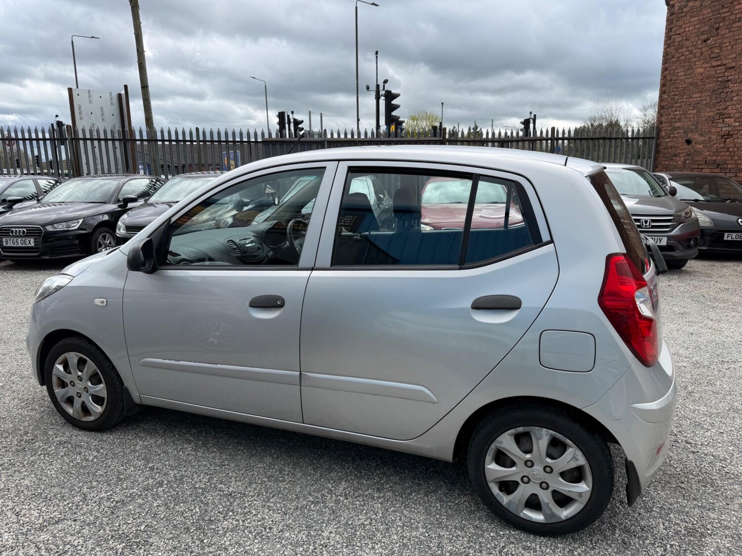 Used Hyundai i10 for sale - 78127662: Photo 16