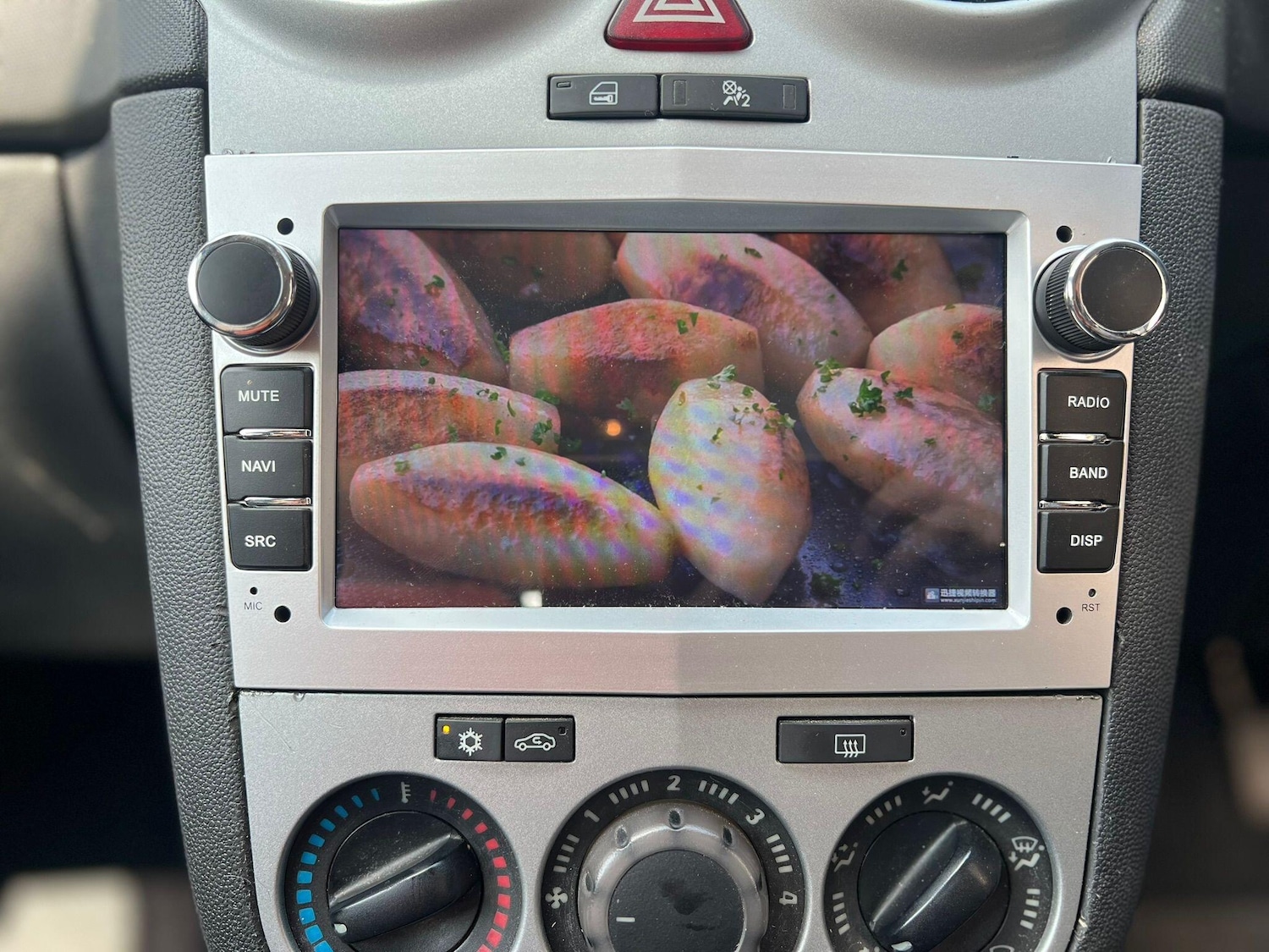 Used Vauxhall Corsa 2011 for sale - 77090853: Photo 8