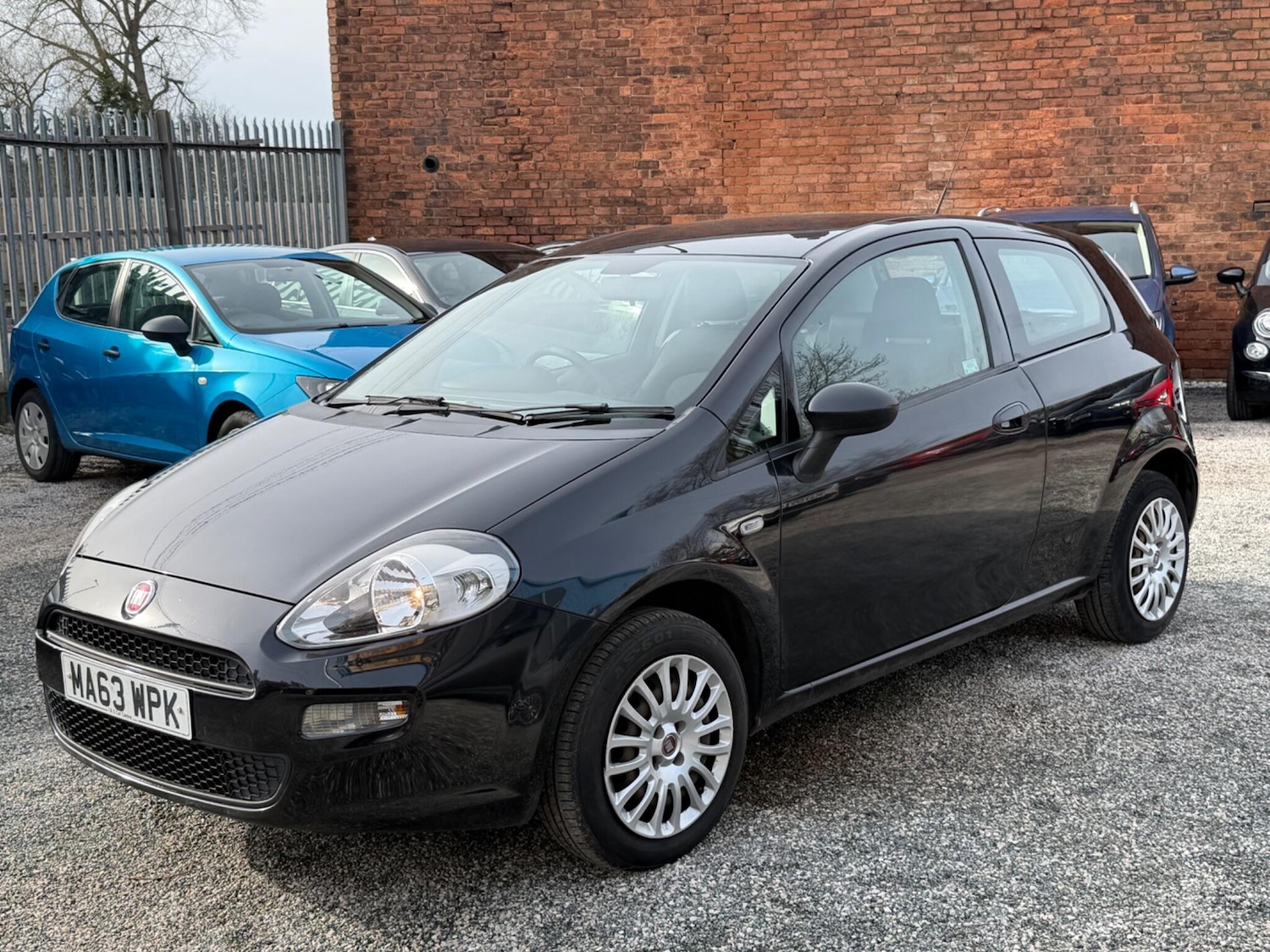 Used Fiat Punto 2013 for sale - 77585665: Photo 2
