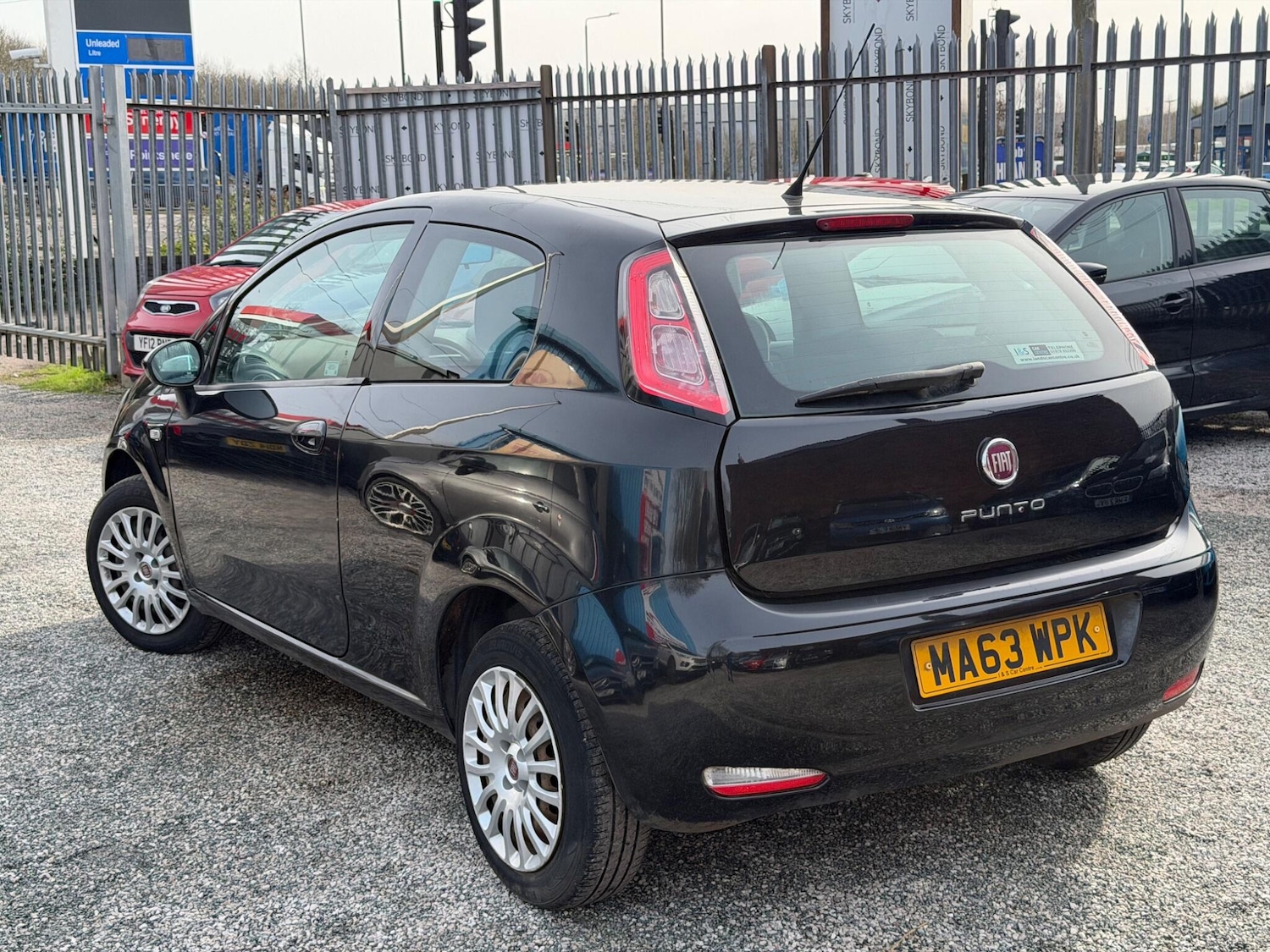 Used Fiat Punto 2013 for sale - 77585665: Photo 3