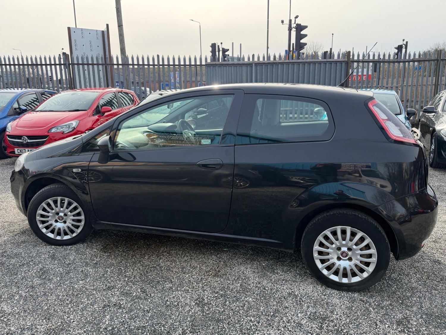 Used Fiat Punto 2013 for sale - 77585665: Photo 4