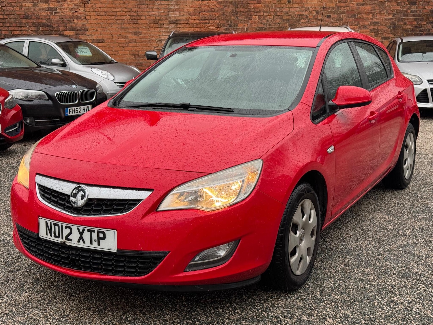 Used Vauxhall Astra for sale - 77683370: Photo 2