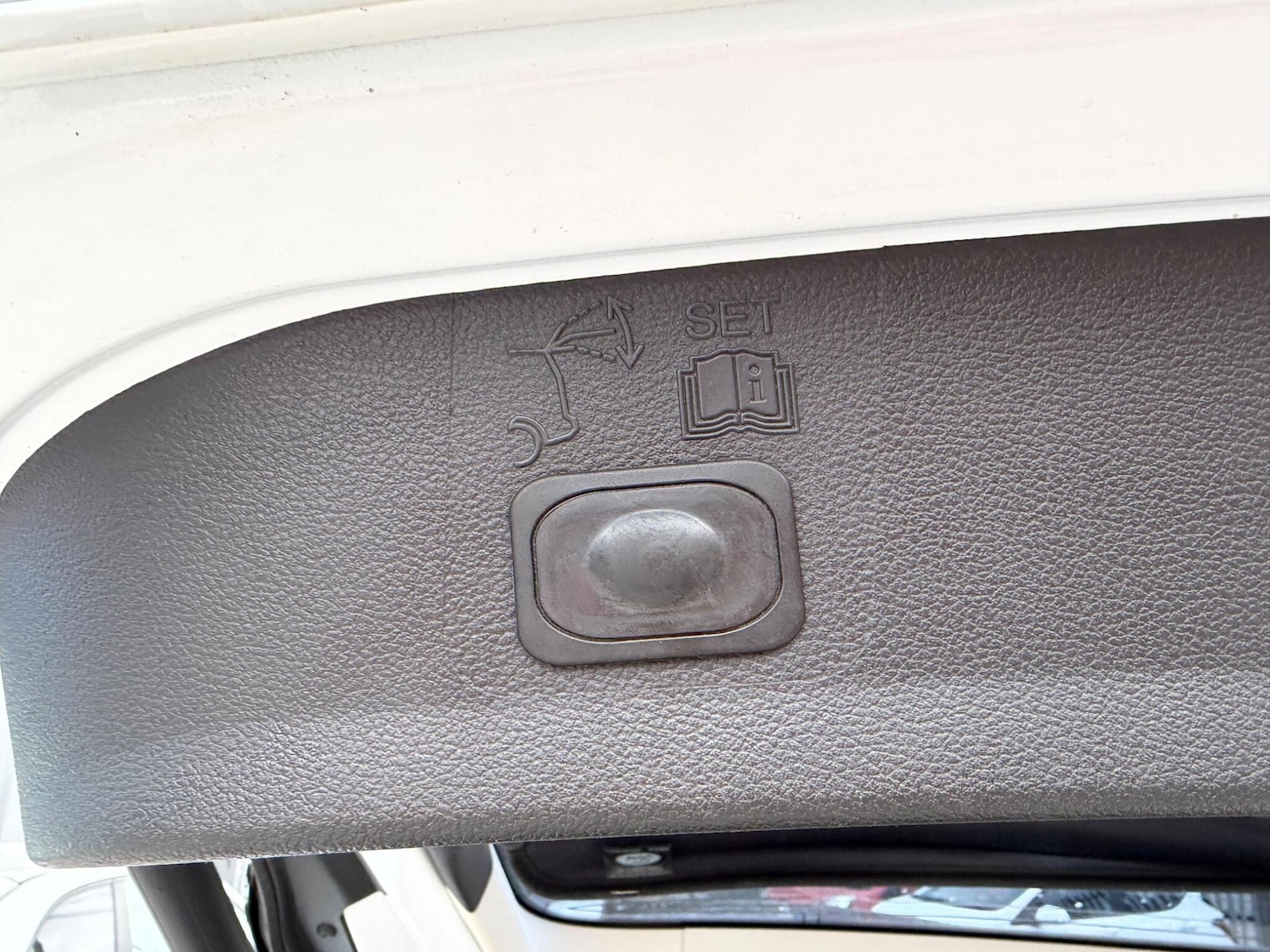 Used Ford Kuga 2014 for sale - 77808421: Photo 26