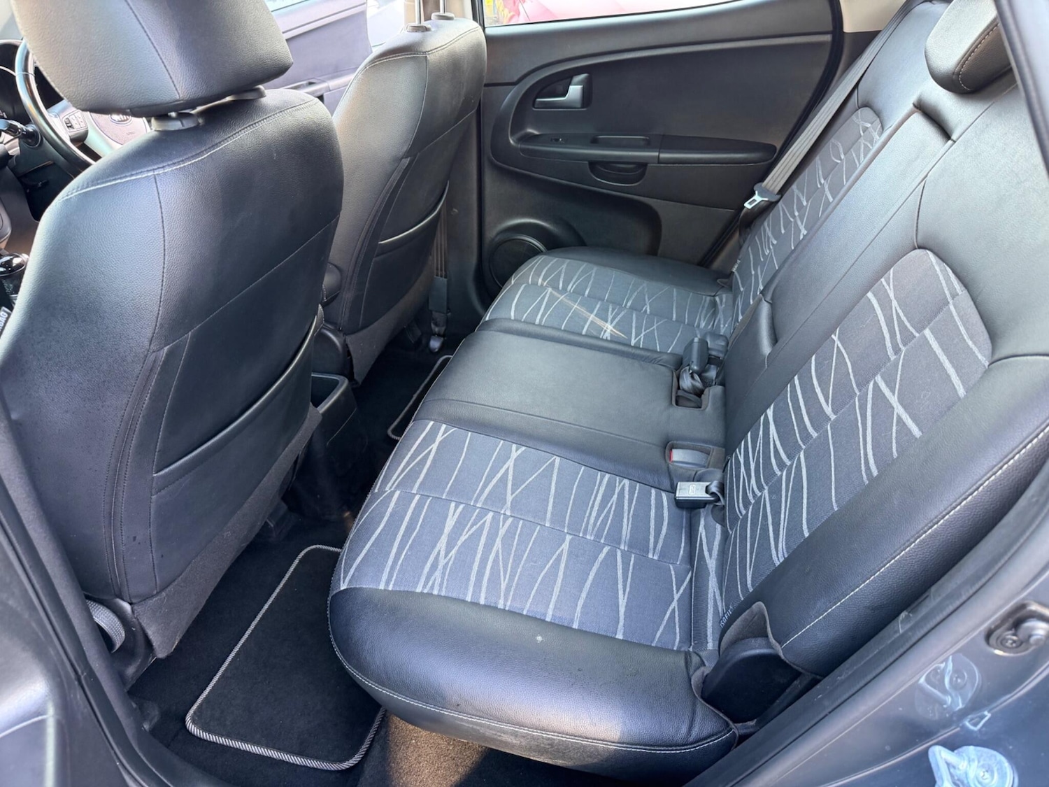 Used Kia Venga 2018 for sale - 78204289: Photo 25