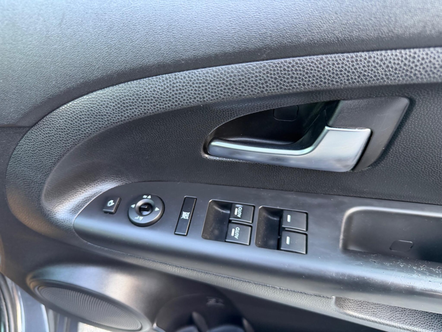 Used Kia Venga 2018 for sale - 78204289: Photo 28