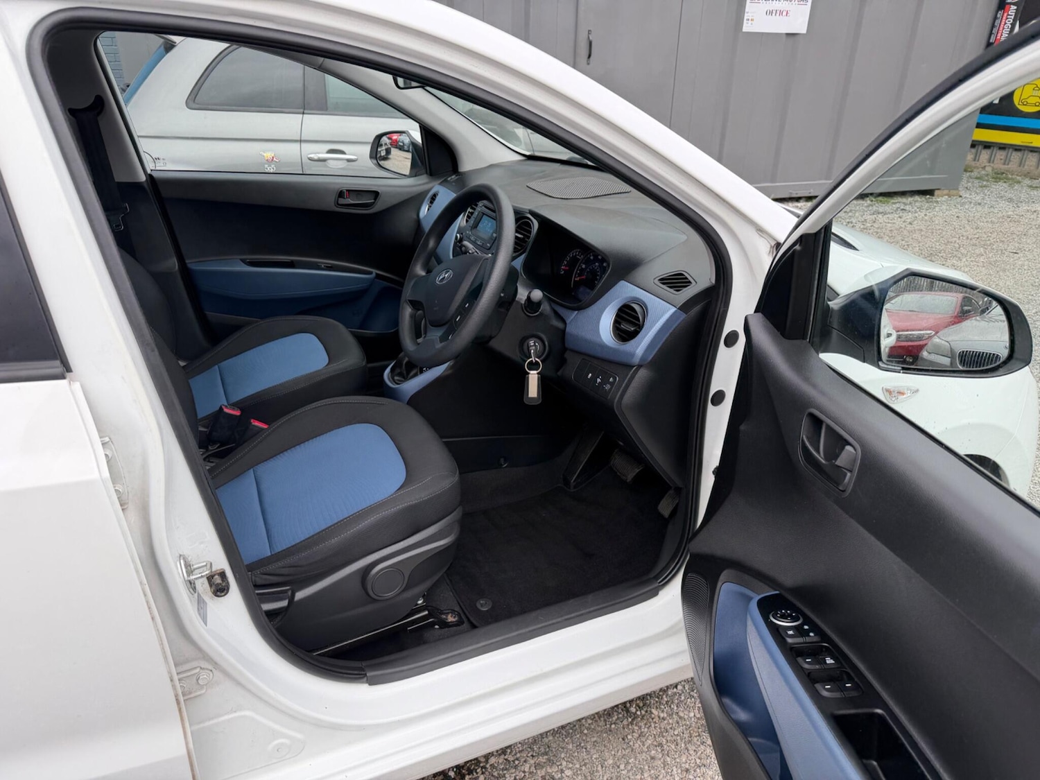 Used Hyundai i10 2016 for sale - 77794413: Photo 20