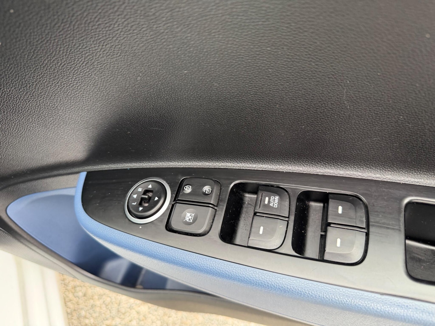 Used Hyundai i10 2016 for sale - 77794413: Photo 23