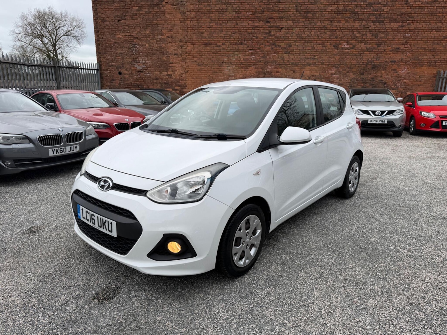 Used Hyundai i10 2016 for sale - 77794413: Photo 3