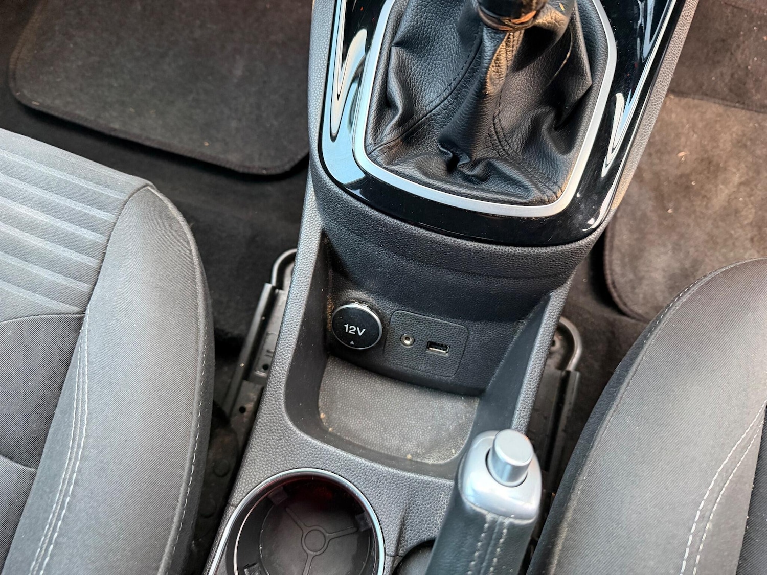 Used Ford Fiesta 2014 for sale - 77411937: Photo 30