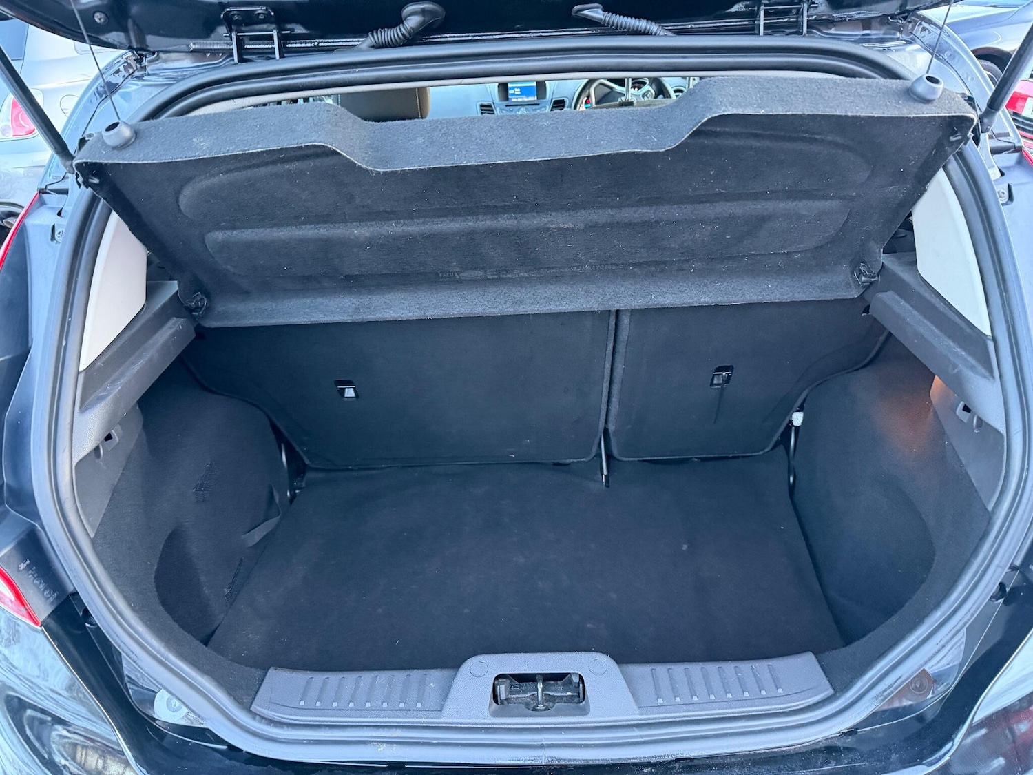 Used Ford Fiesta 2017 for sale - 77166672: Photo 25