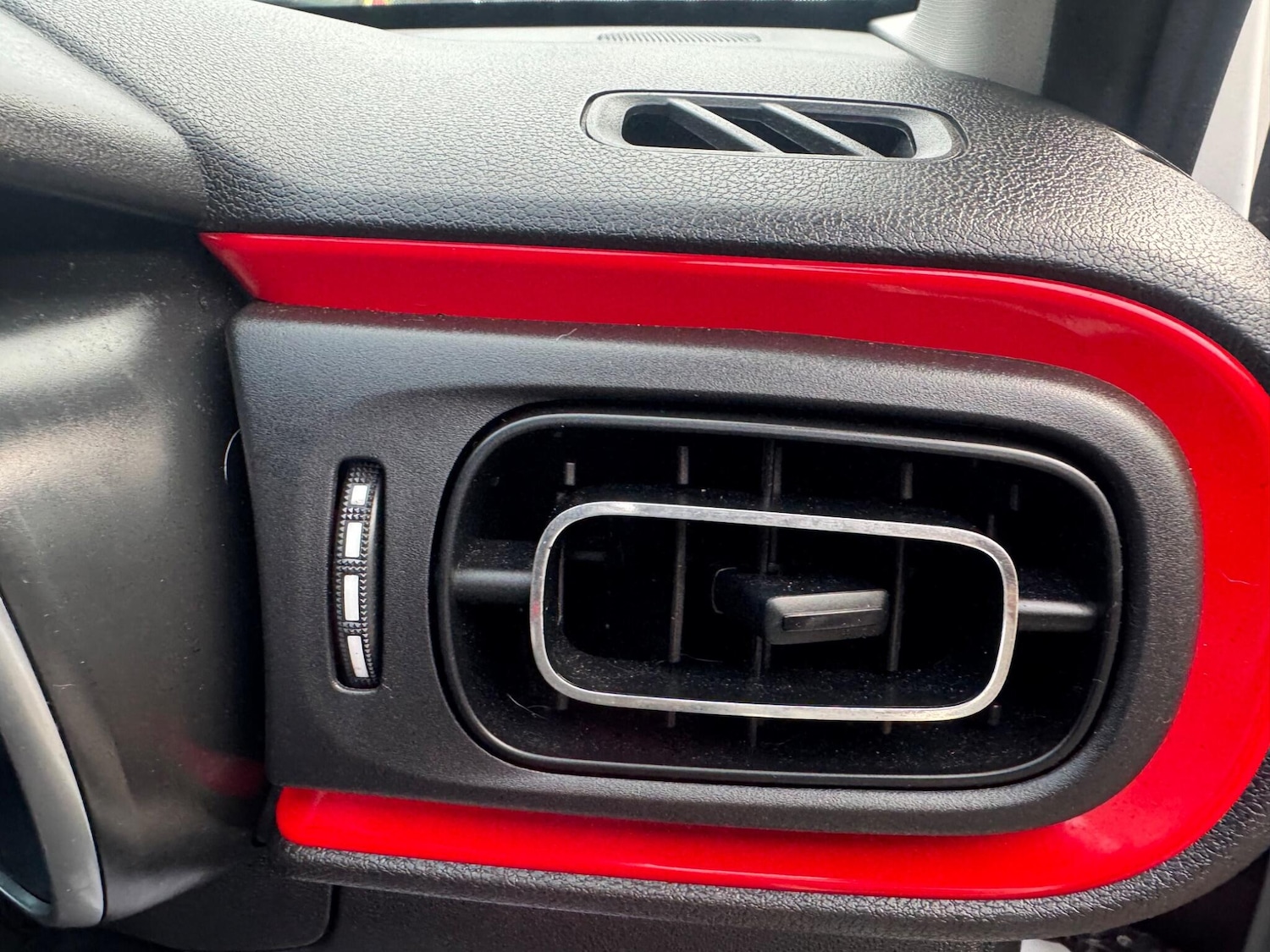 Used Citroen C3 2017 for sale - 76849834: Photo 13