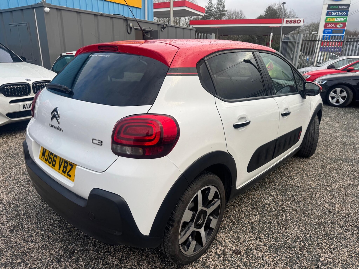 Used Citroen C3 2017 for sale - 76849834: Photo 2