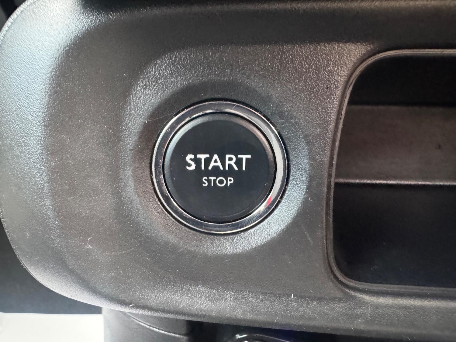 Used Citroen C3 2017 for sale - 76849834: Photo 34