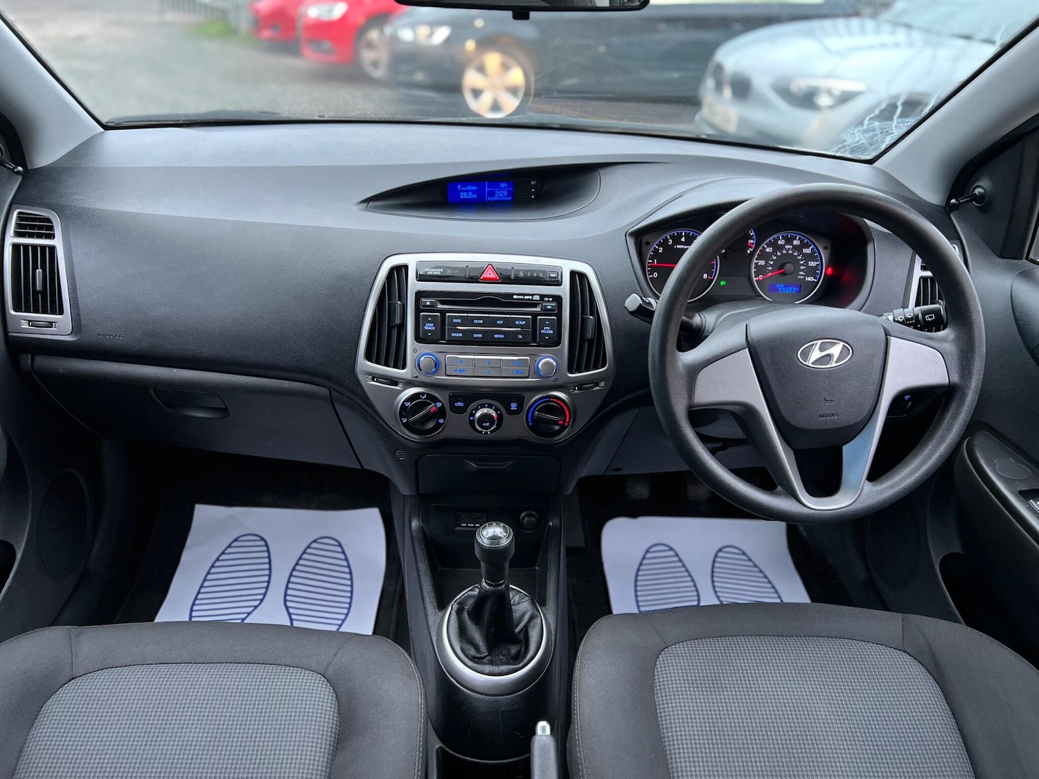 Used Hyundai i20 2013 for sale - 76849642: Photo 14