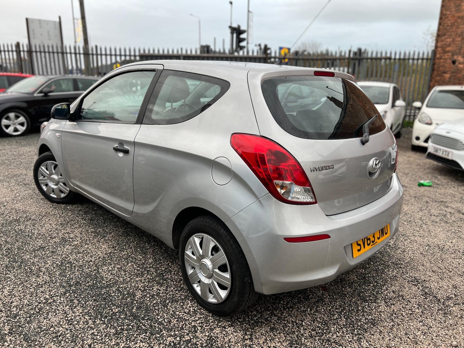 Used Hyundai i20 2013 for sale - 76849642: Photo 8