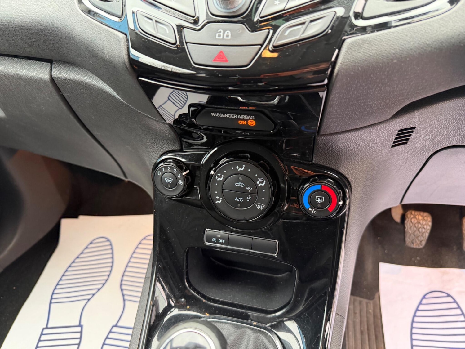 Used Ford Fiesta 2013 for sale - 77658159: Photo 32