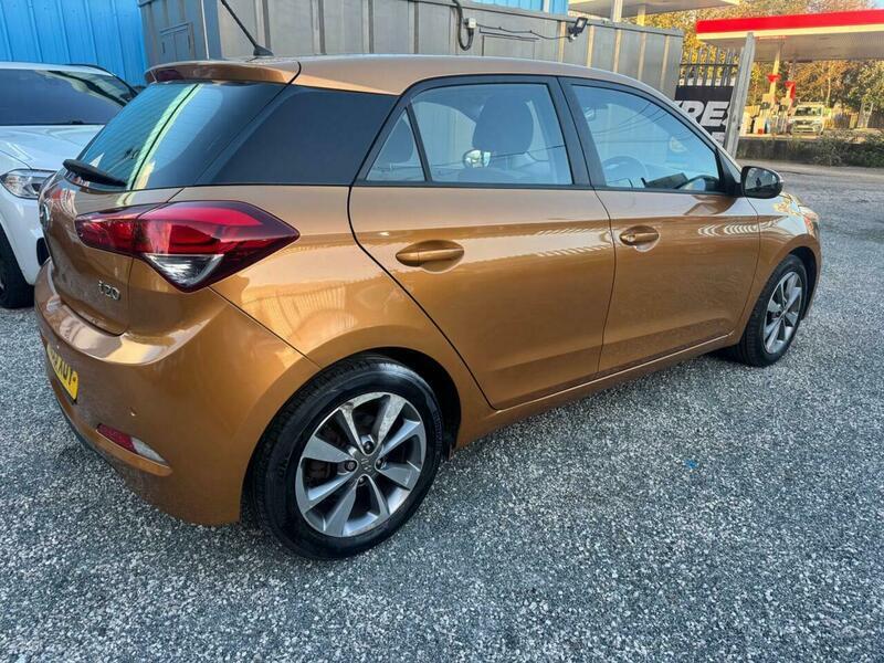 Used Hyundai i20 2015 for sale - 76786384: Photo 18