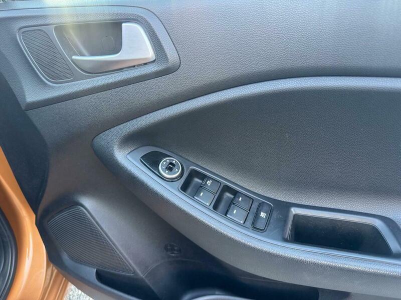 Used Hyundai i20 2015 for sale - 76786384: Photo 25