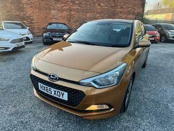 Used Hyundai i20 2015 for sale - 76786384: Photo