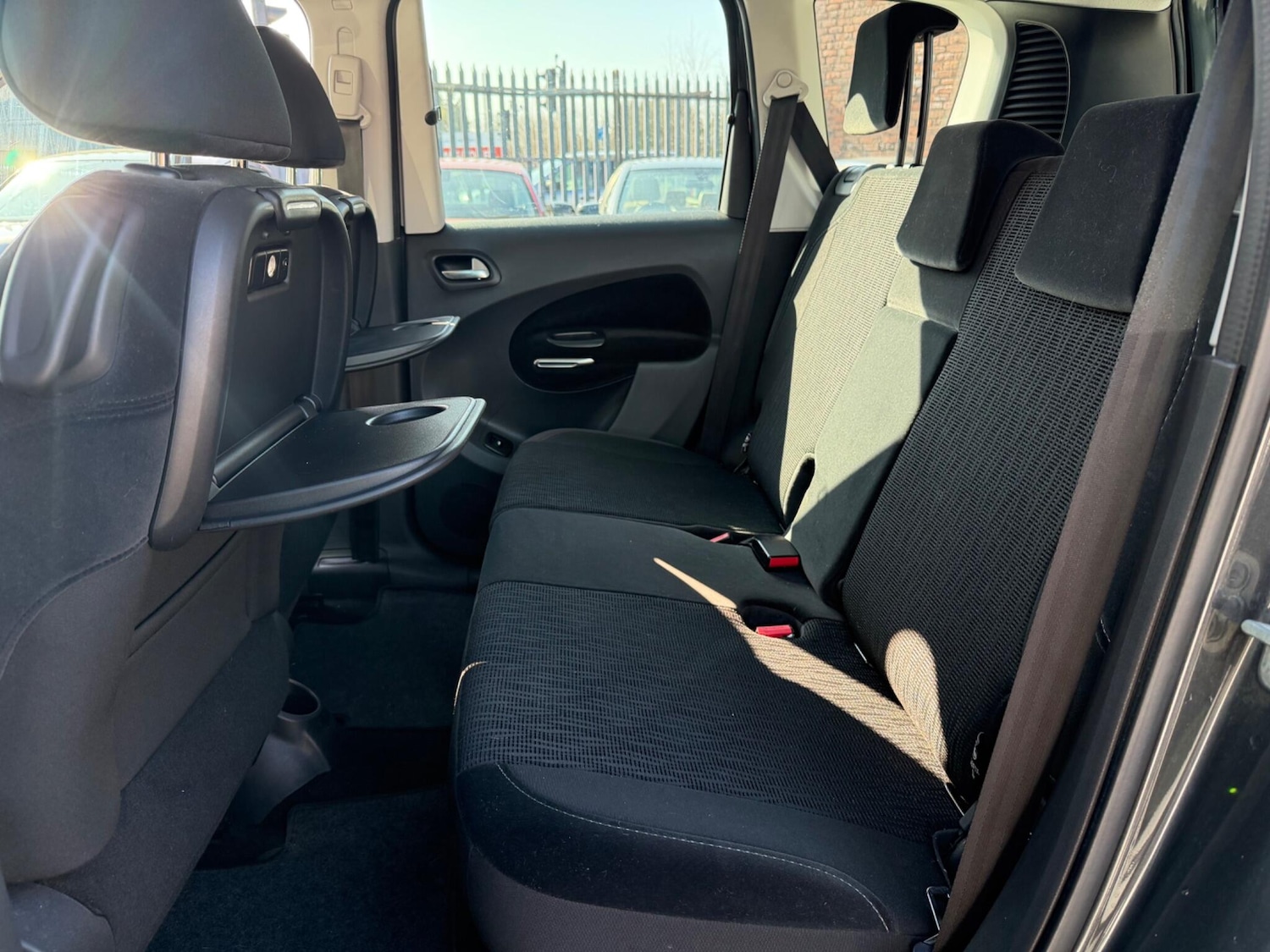 Used Citroen C3 Picasso 2013 for sale - 77753169: Photo 26