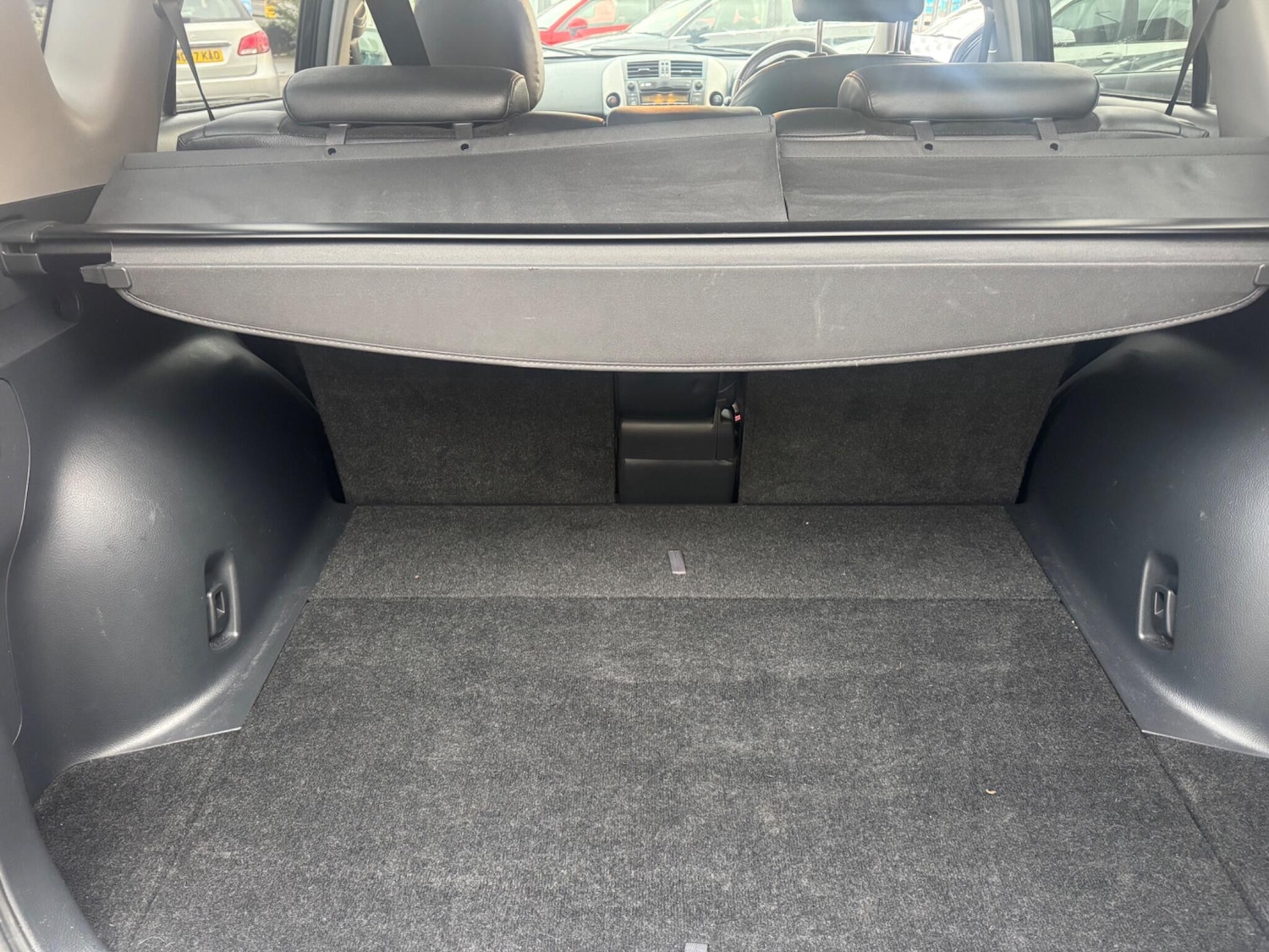 Used Toyota RAV4 2011 for sale - 76786641: Photo 13