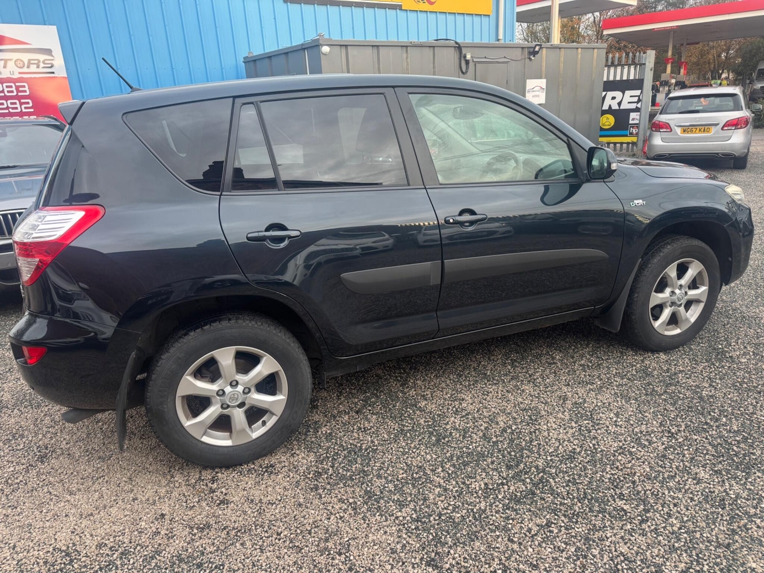 Used Toyota RAV4 2011 for sale - 76786641: Photo 16