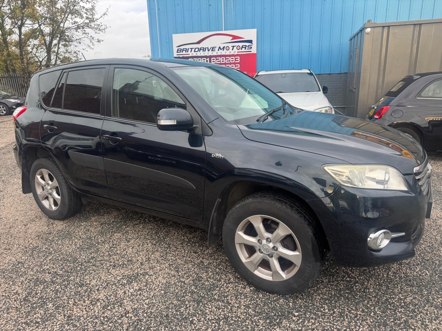 Used Toyota RAV4 2011 for sale - 76786641: Photo 17