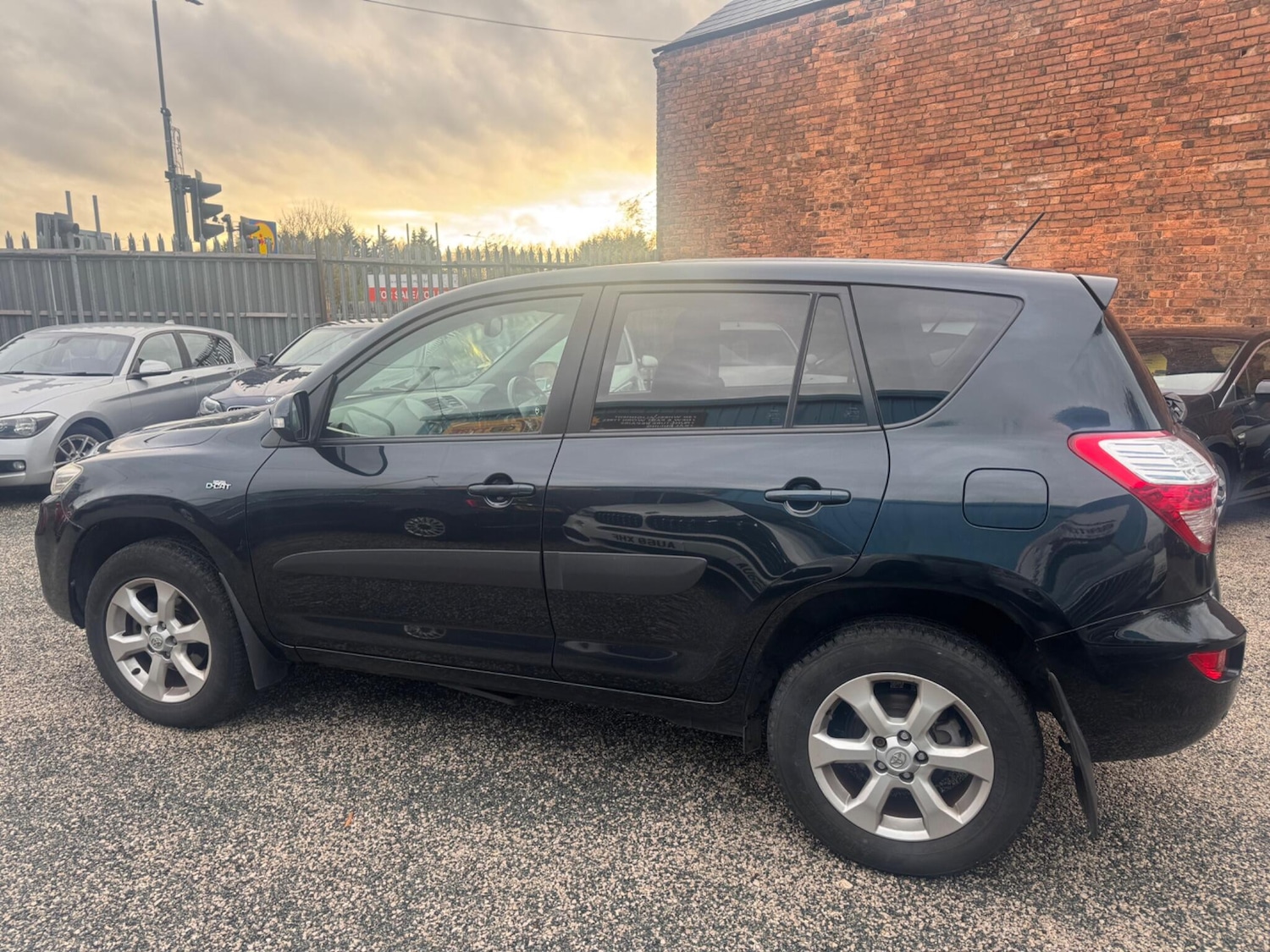 Used Toyota RAV4 2011 for sale - 76786641: Photo 19