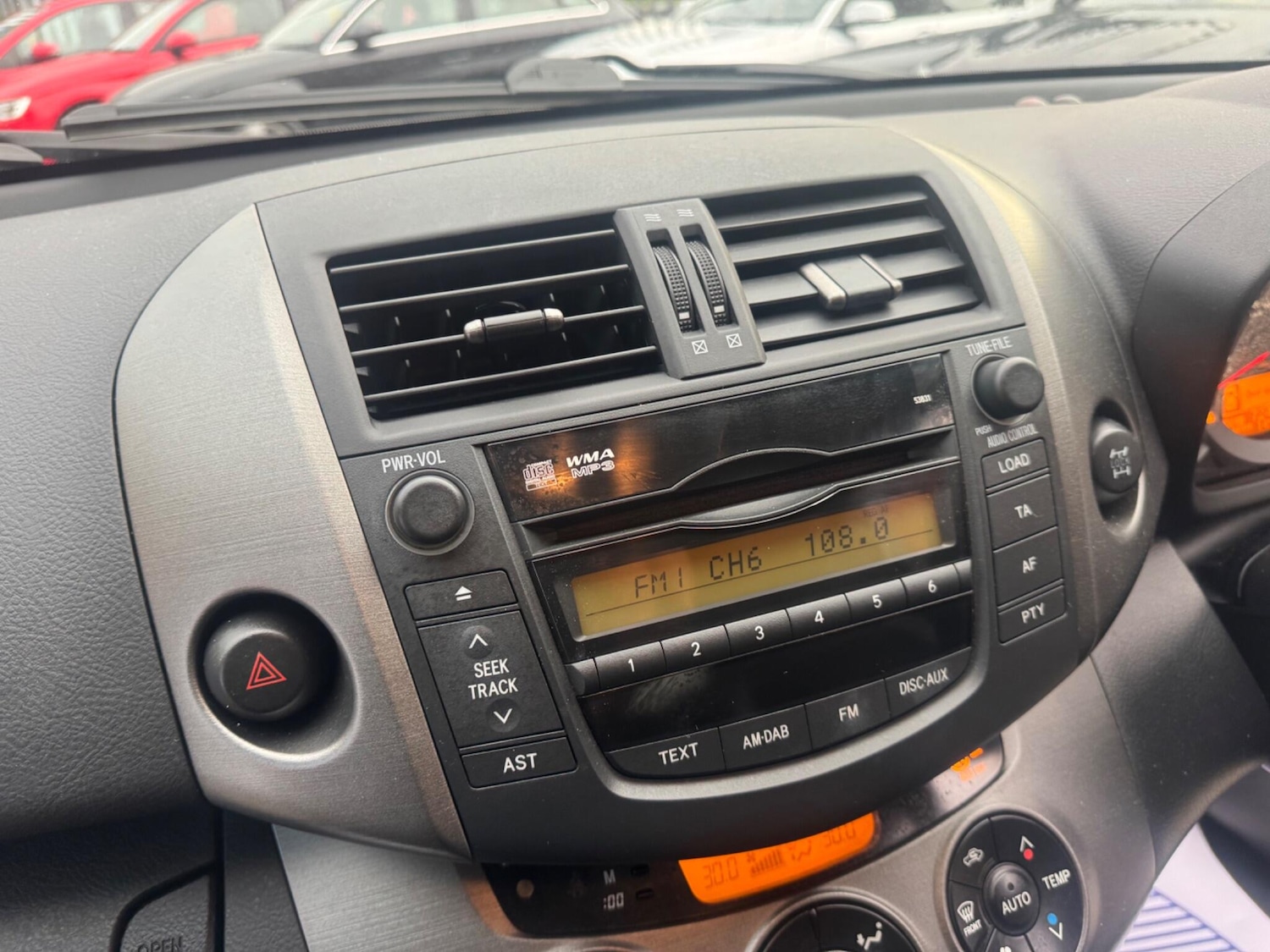 Used Toyota RAV4 2011 for sale - 76786641: Photo 5