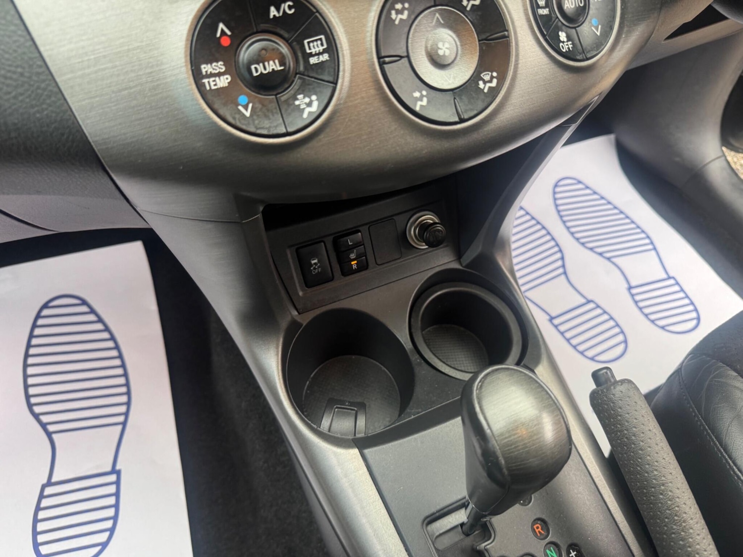 Used Toyota RAV4 2011 for sale - 76786641: Photo 7