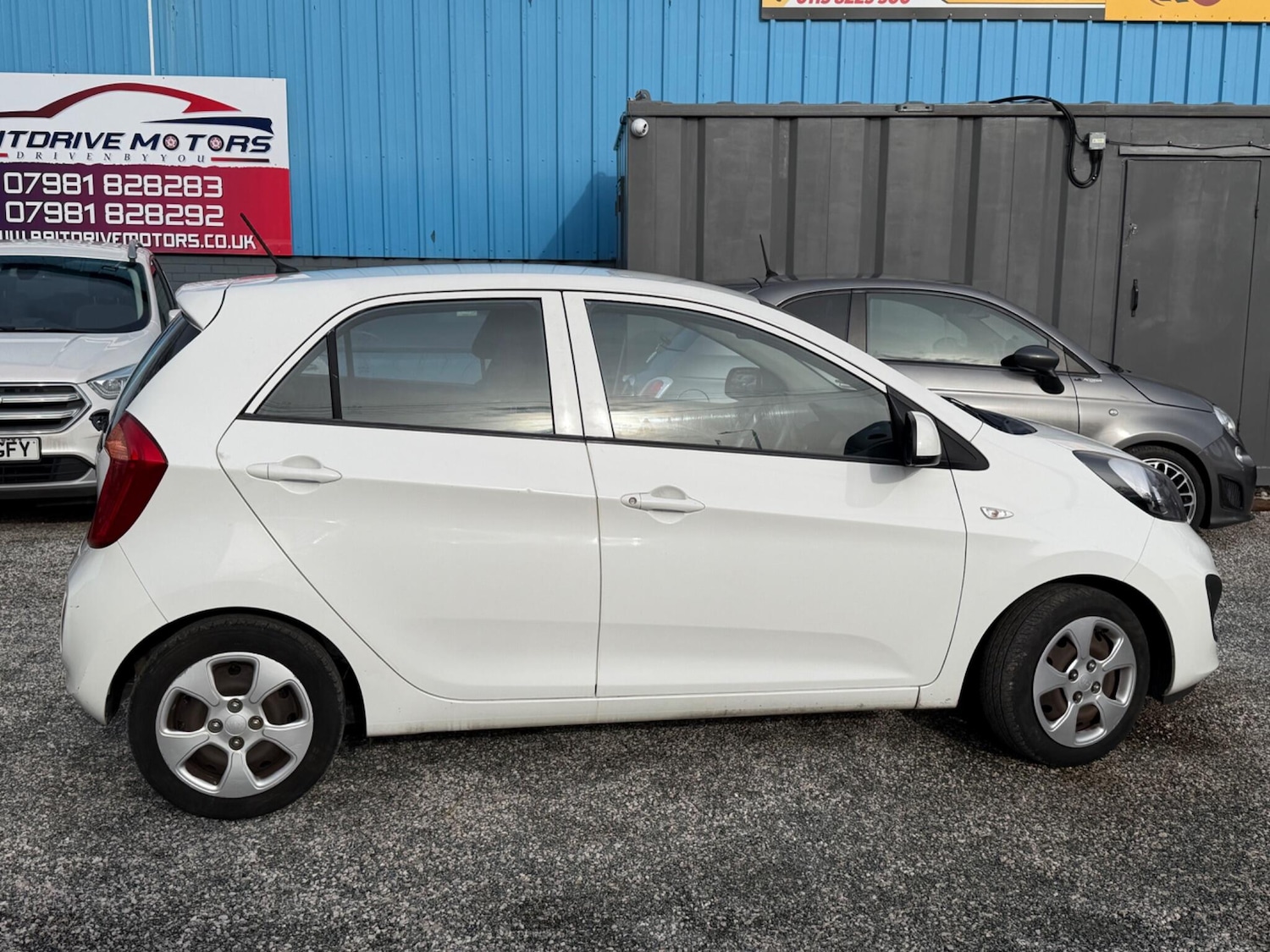Used Kia Picanto 2015 for sale - 77585800: Photo 13
