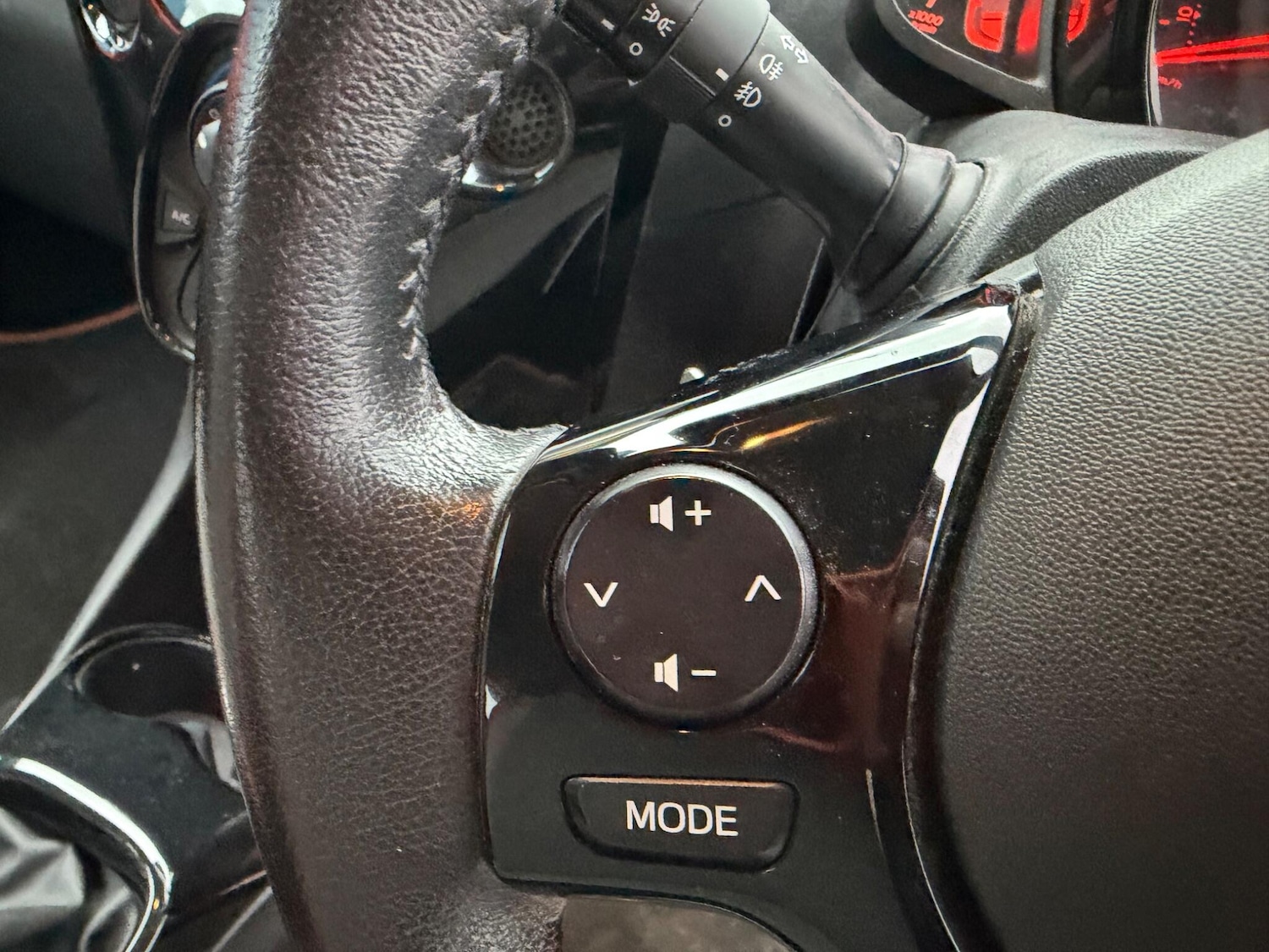 Used Toyota AYGO 2015 for sale - 77396336: Photo 27