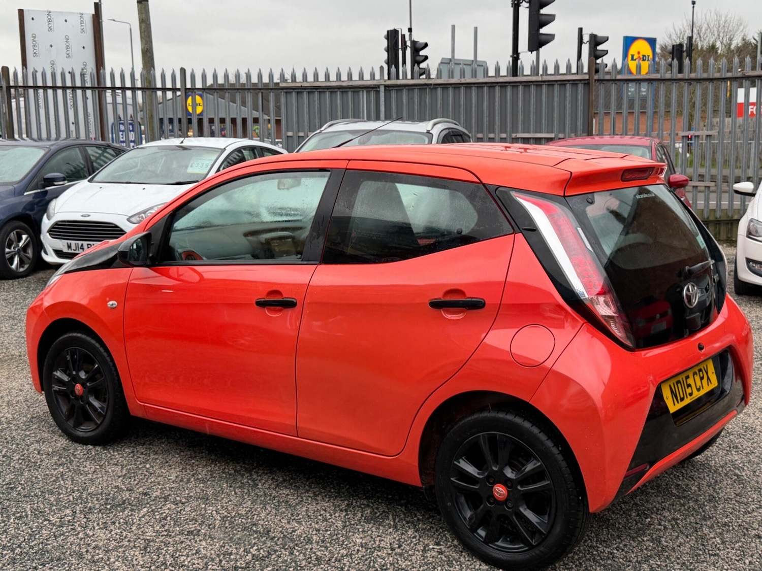 Used Toyota AYGO 2015 for sale - 77396336: Photo 9