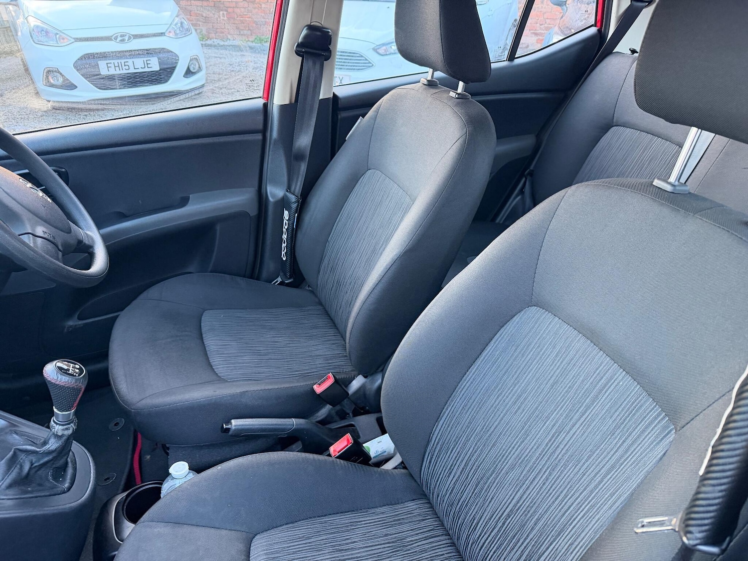 Used Hyundai i10 2012 for sale - 76786469: Photo 10