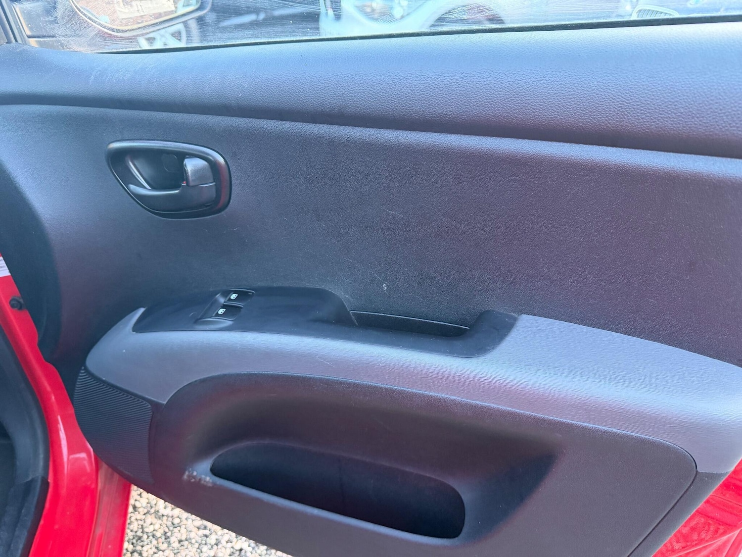 Used Hyundai i10 2012 for sale - 76786469: Photo 12