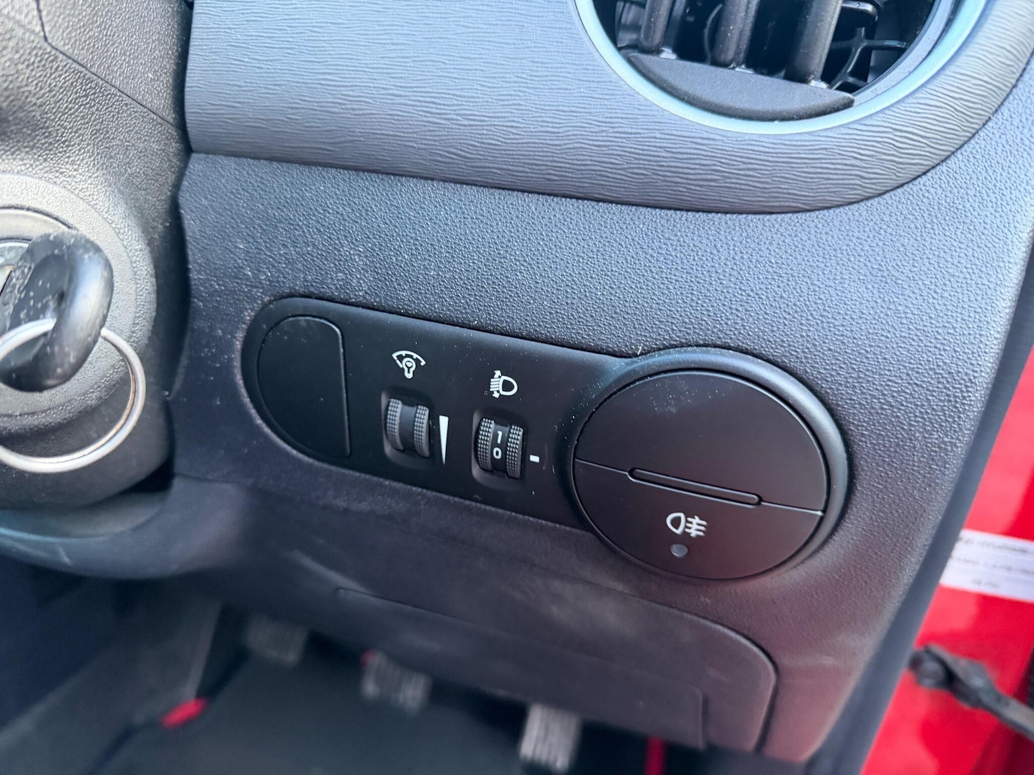 Used Hyundai i10 2012 for sale - 76786469: Photo 14