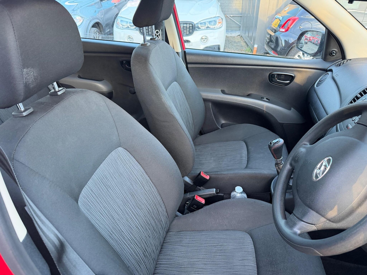 Used Hyundai i10 2012 for sale - 76786469: Photo 17