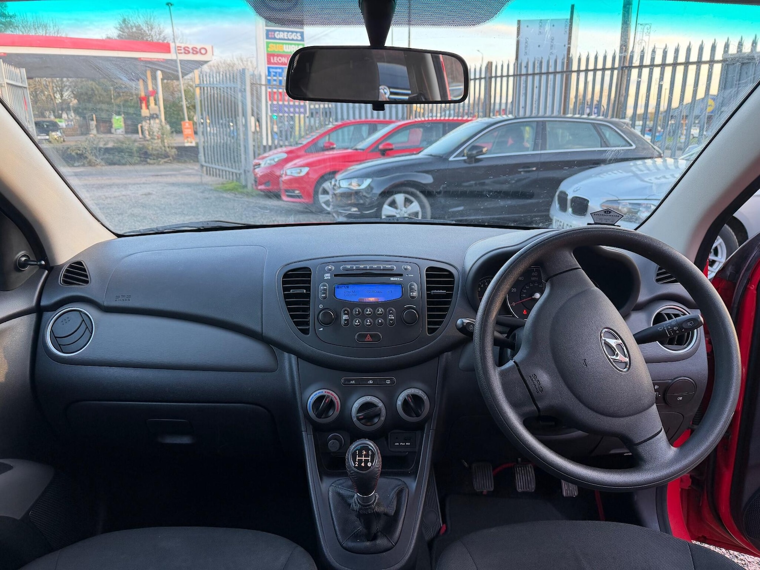 Used Hyundai i10 2012 for sale - 76786469: Photo 7