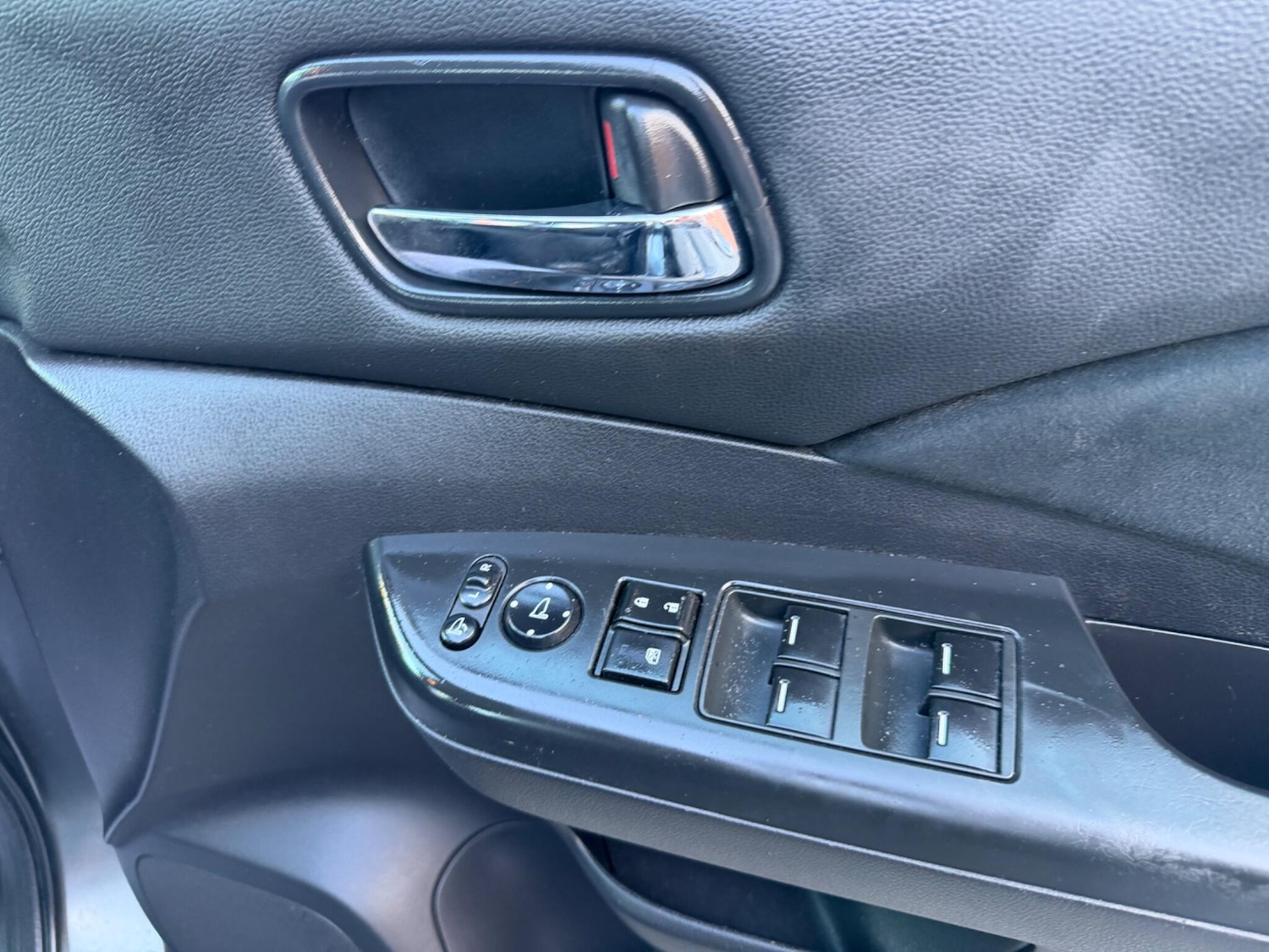 Used Honda CR-V 2013 for sale - 78072900: Photo 33