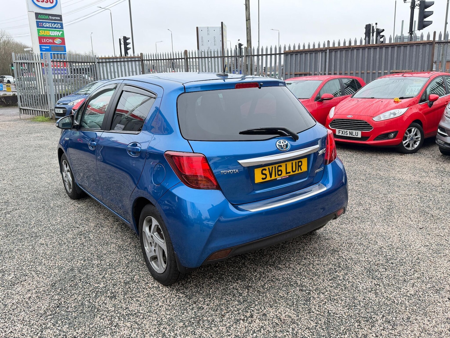 Used Toyota Yaris 2016 for sale - 77215825: Photo 10