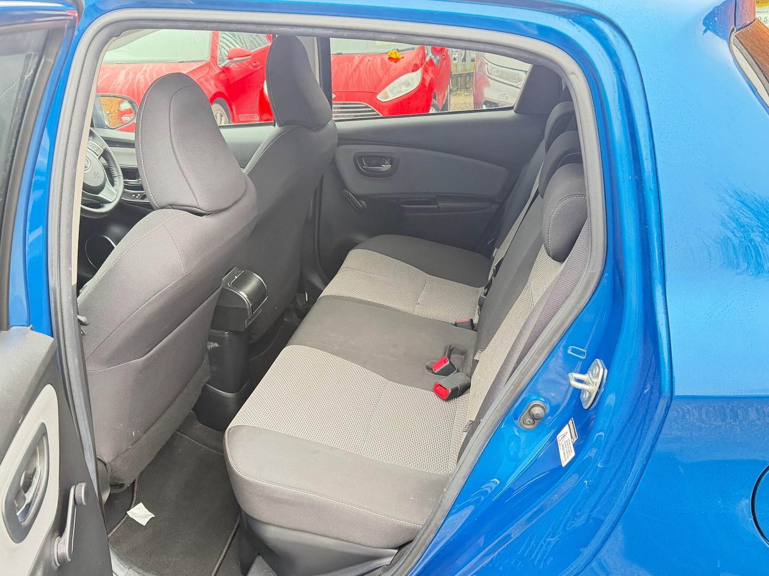 Used Toyota Yaris 2016 for sale - 77215825: Photo 21