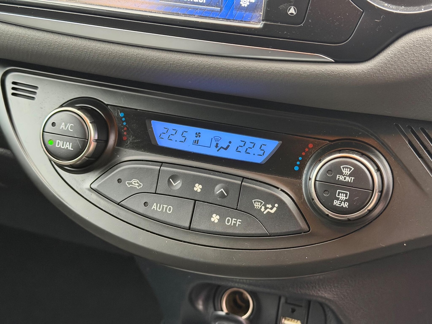 Used Toyota Yaris 2016 for sale - 77215825: Photo 22