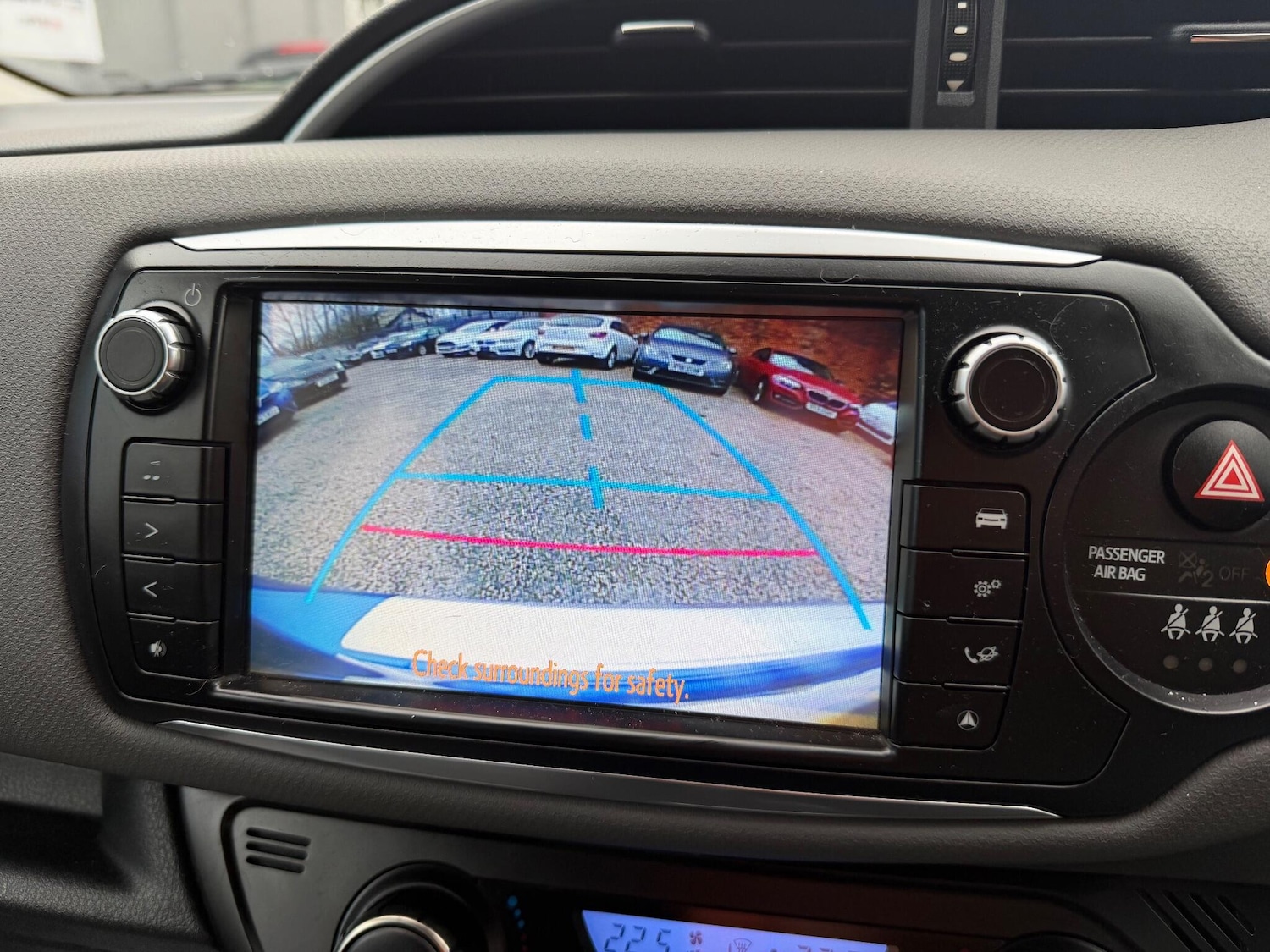 Used Toyota Yaris 2016 for sale - 77215825: Photo 28