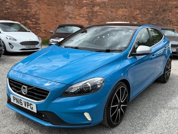 Used Volvo V40 2016 for sale - 79268943: Photo