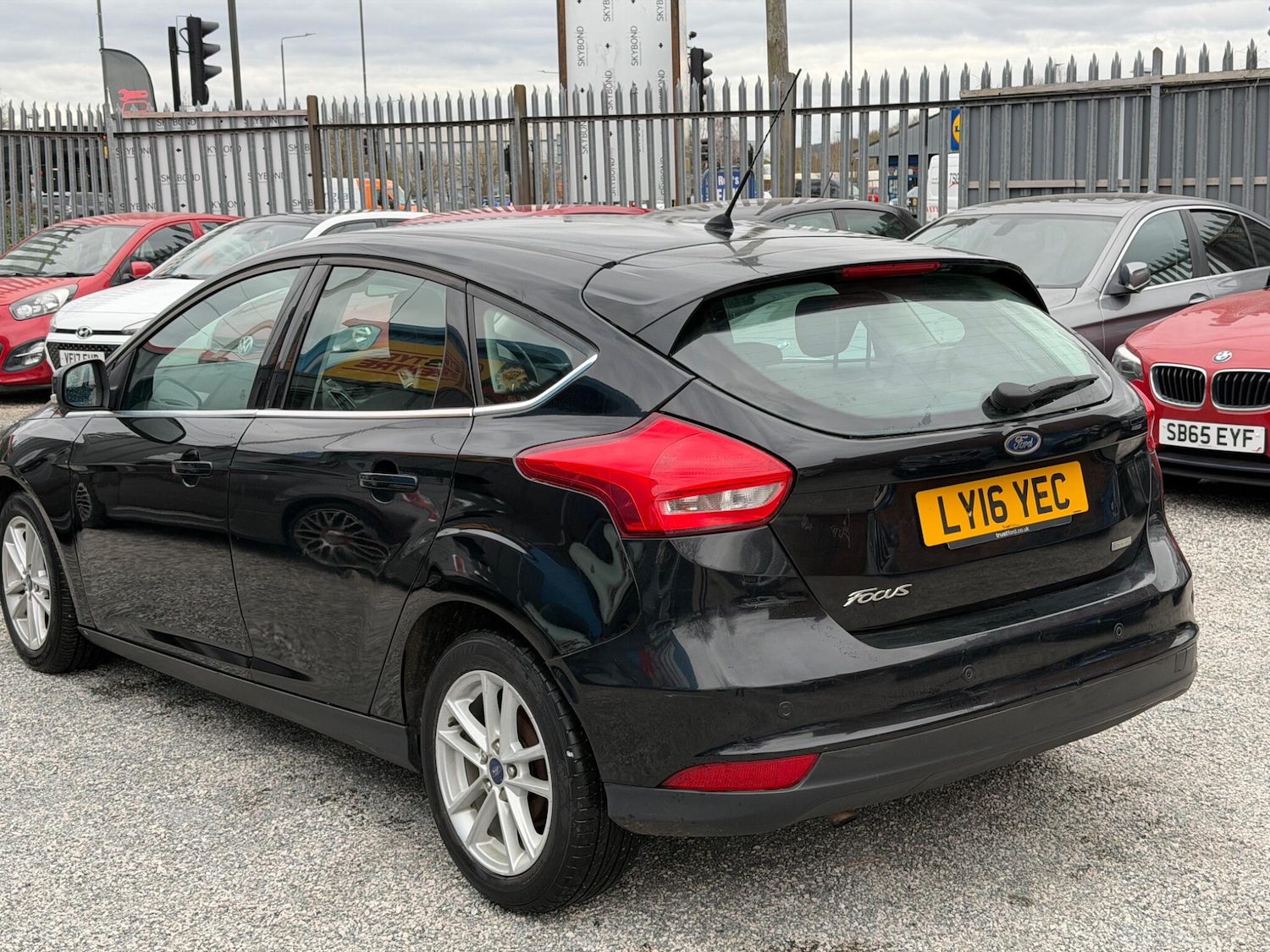 Used Ford Focus for sale - 77823619: Photo 3